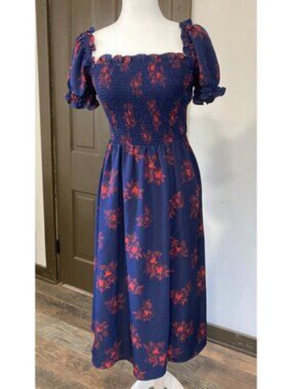 Aqua Navy Dress with Red Accent Print puff sleeve women’s size small